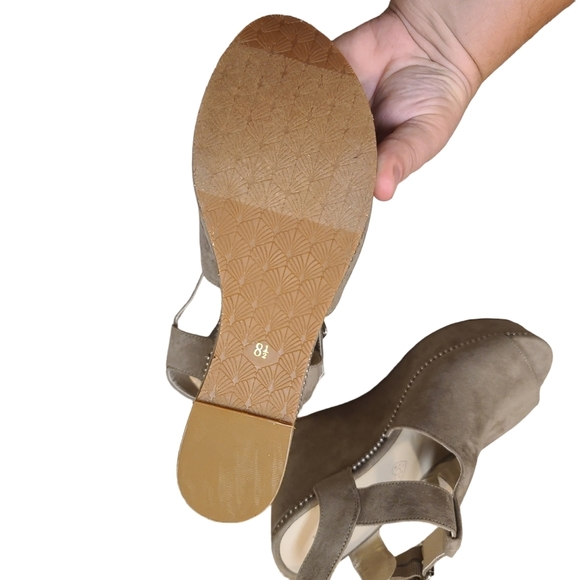 BC Footwear Women's Here We Go Now Platform Wedge Sandal, Taupe v-Suede, 8.5 - Picture 10 of 10